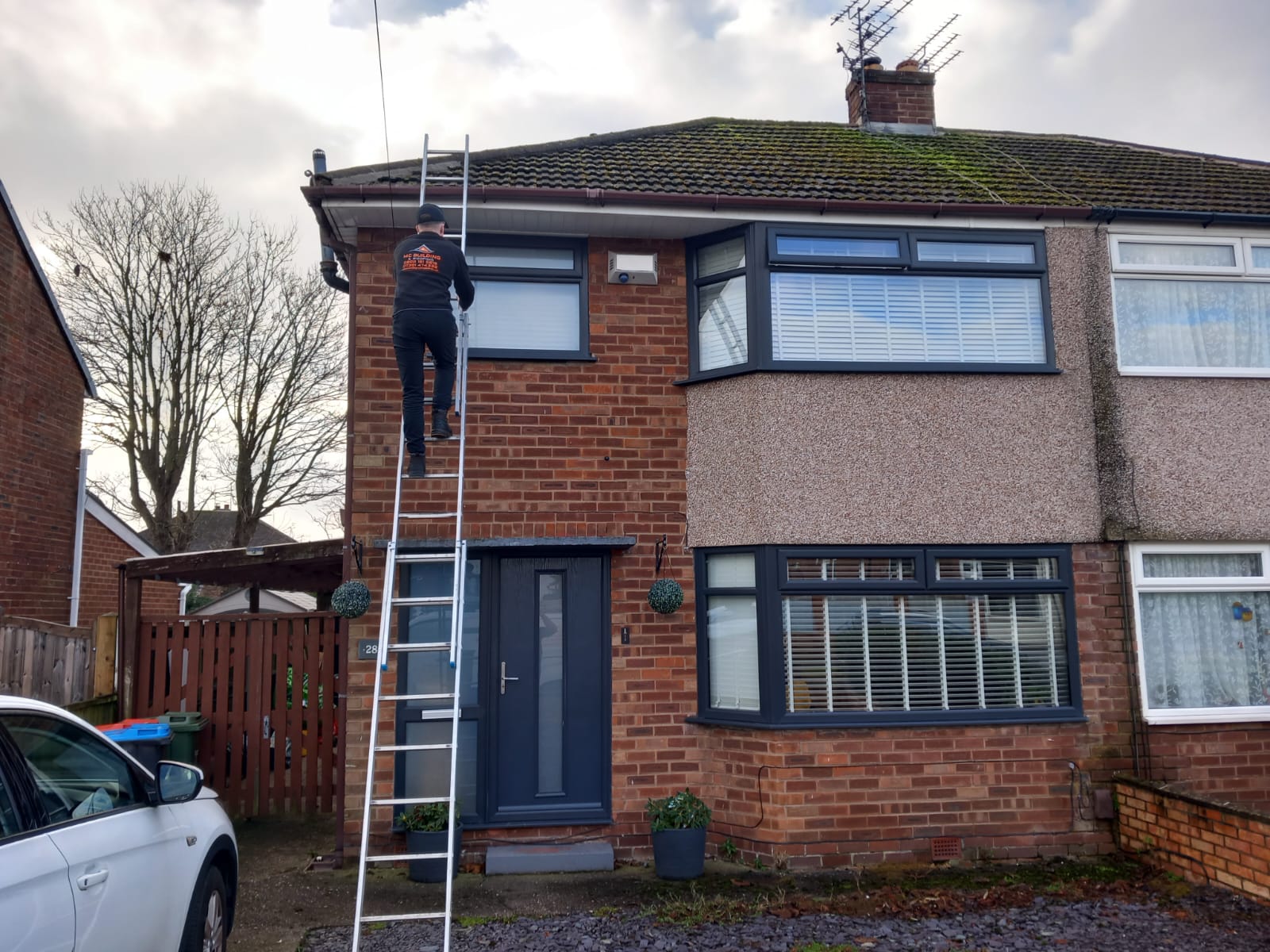 About Thornton Le Moors Roofers